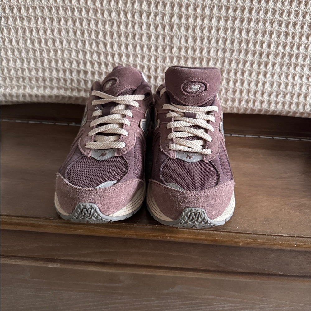 New Balance 2002 R sneakers - Picture 5 of 6